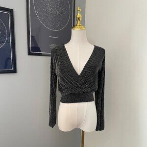 ✨3/$20✨ Sparkly Long-Sleeve Top